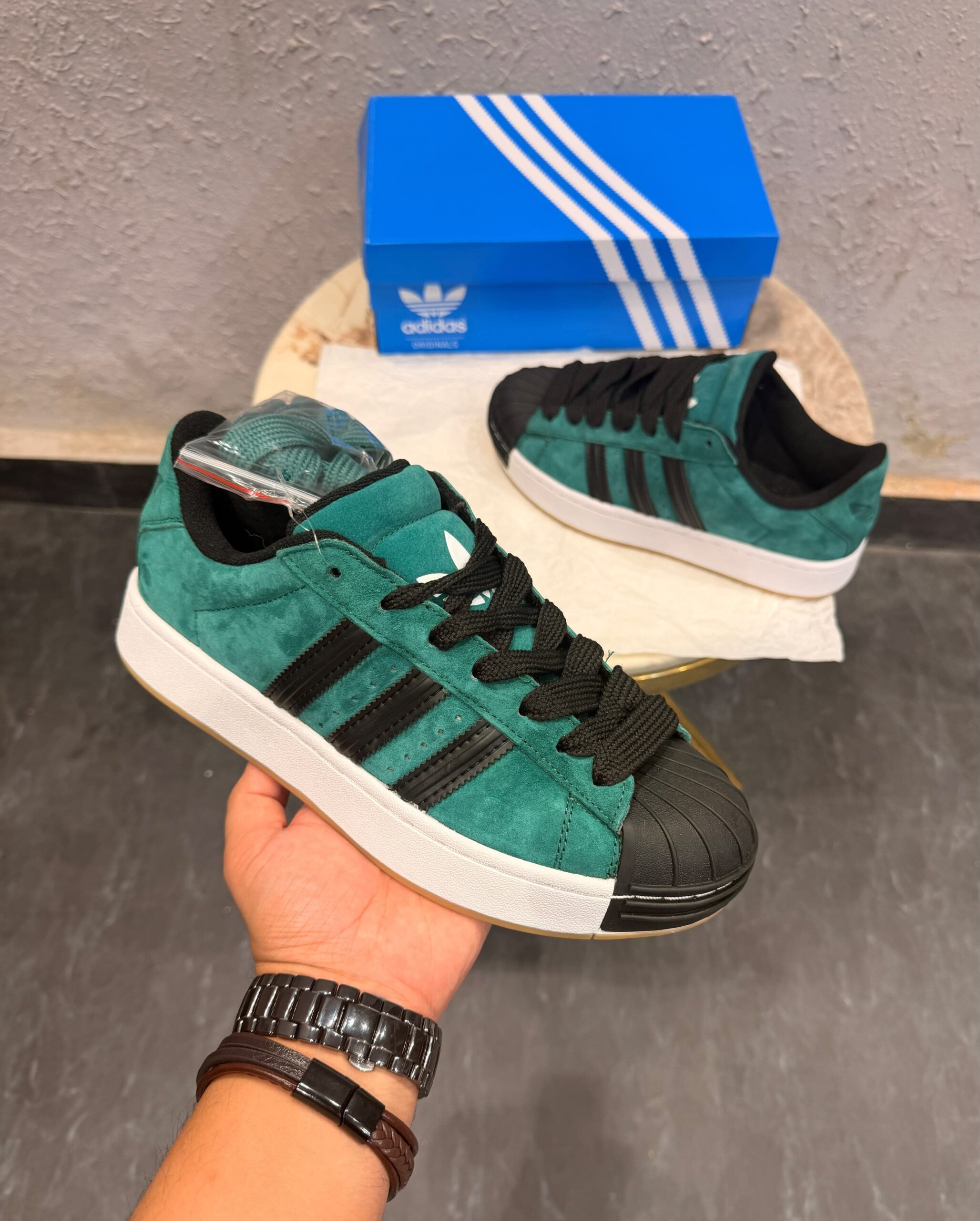 Branded shoes for men 